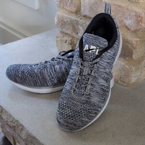 APL I NWOT Unisex Heather Grey TechLoom Pro Knit Athletic Running Sneakers, 9